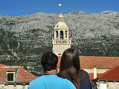 Organized cultural tours around Korčula